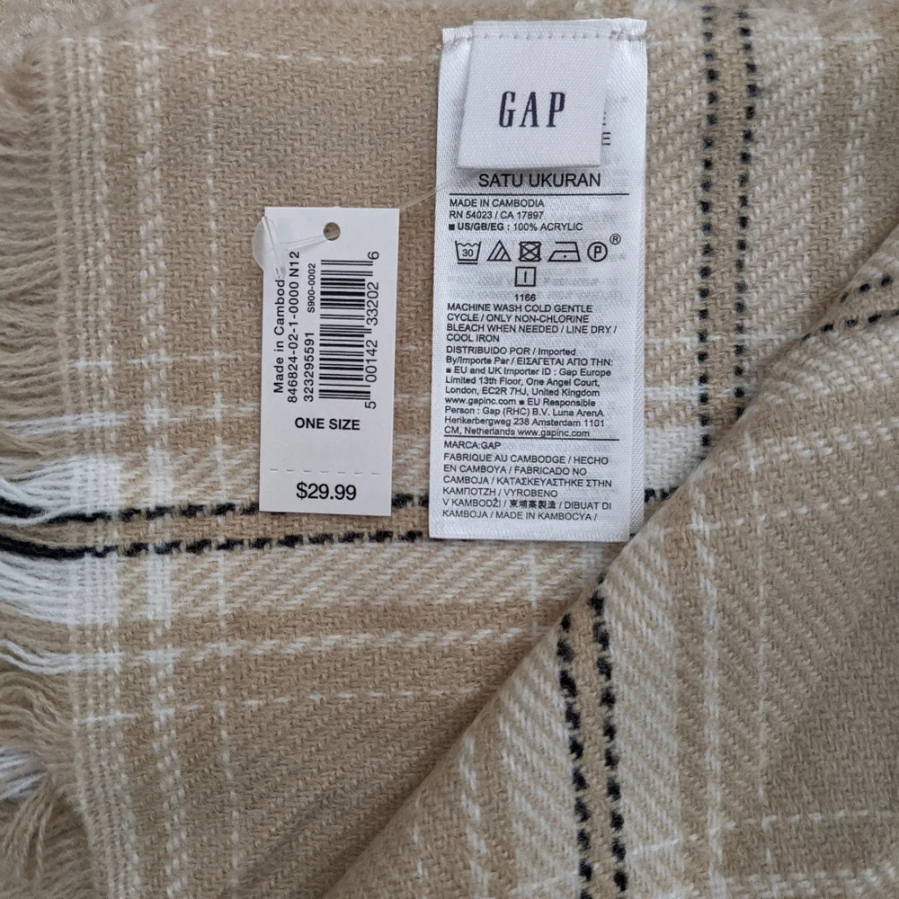 NWT GAP scarf tan plaid